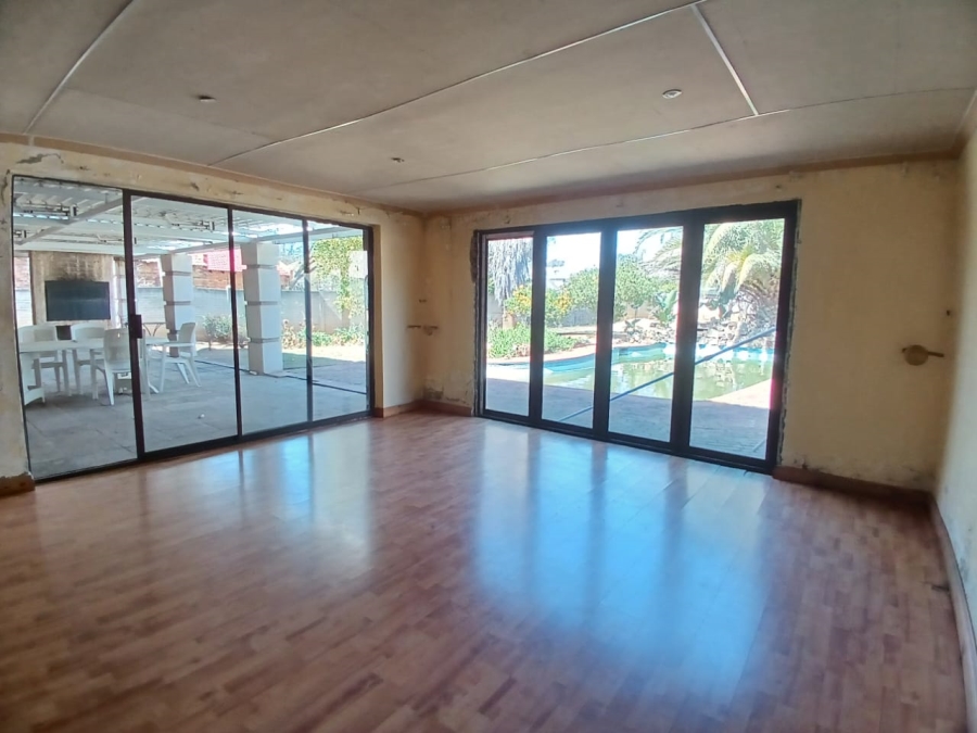 3 Bedroom Property for Sale in Vaalpark Free State